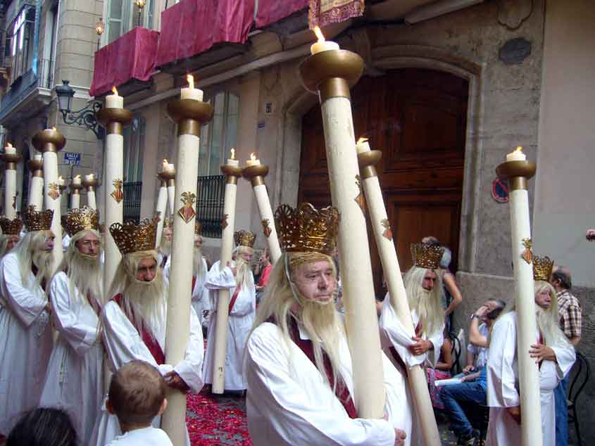 corpus de valencia procesion els cirialots